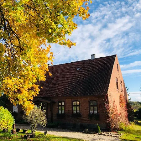Dworek Mazurski Apartment