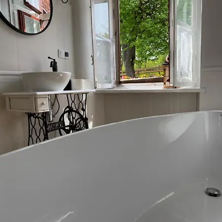 Dworek Mazurski Apartment Rus (Ostroda)