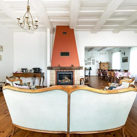 Dworek Mazurski Rus (Ostroda)